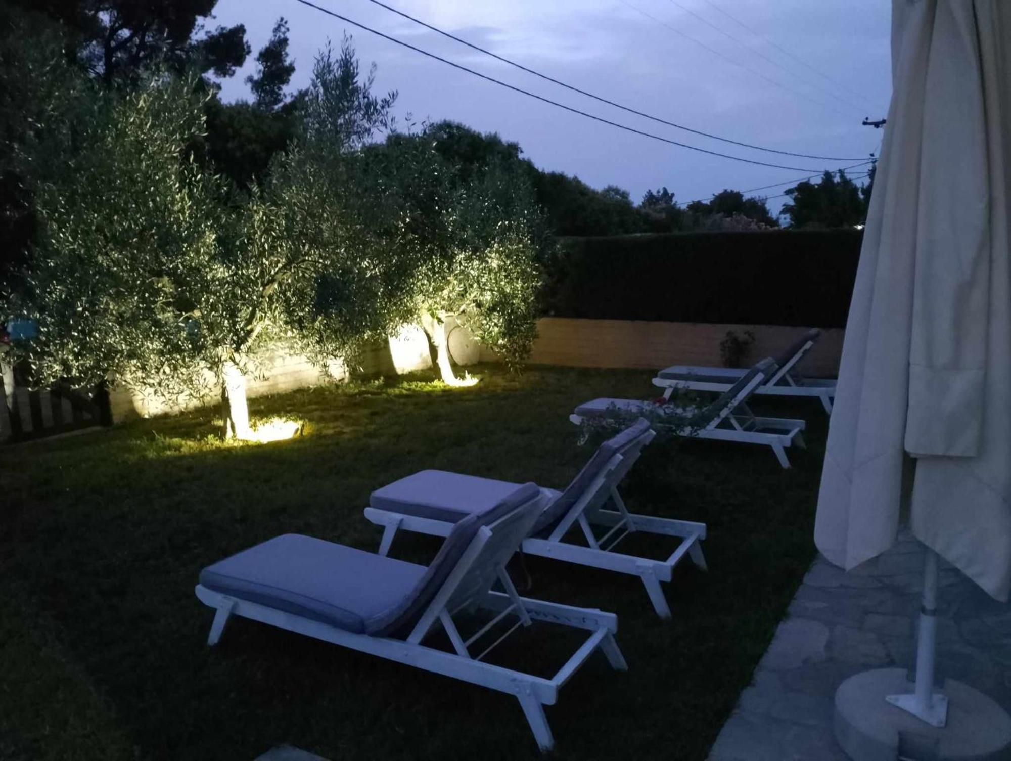 דירות פאליאורי Alexandra'S Garden מראה חיצוני תמונה